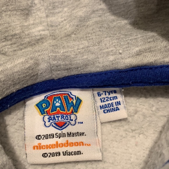 Paw patrol sweatshirt -size 6/7 - Picture 4 of 5